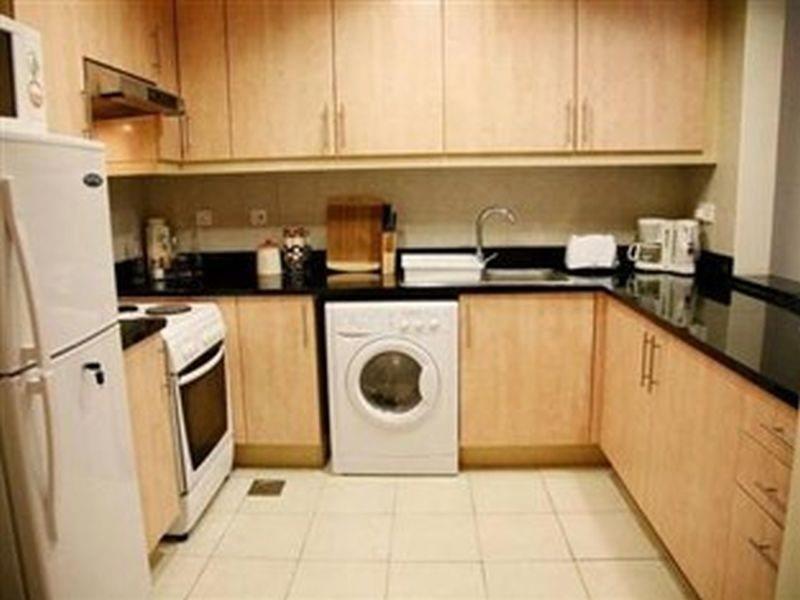 Parkside Hotel Apartment Дубай Екстериор снимка