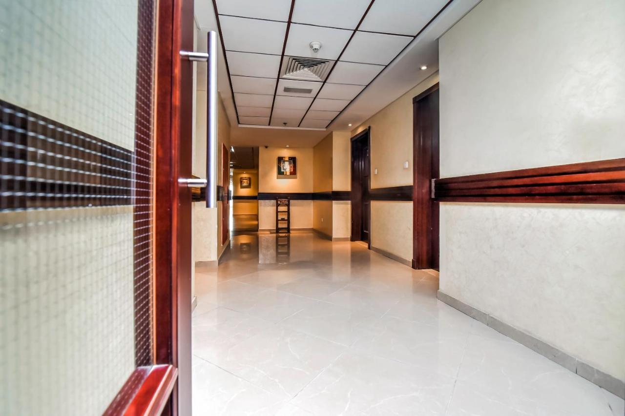 Parkside Hotel Apartment Дубай Екстериор снимка