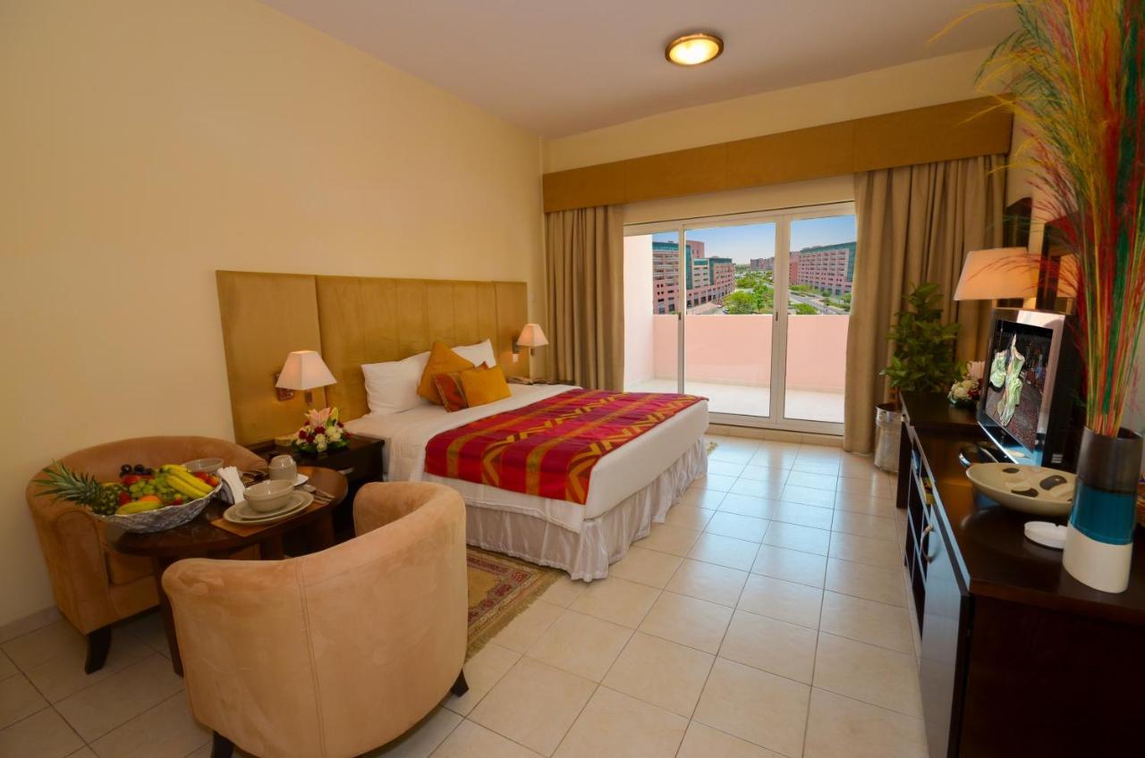 Parkside Hotel Apartment Дубай Екстериор снимка